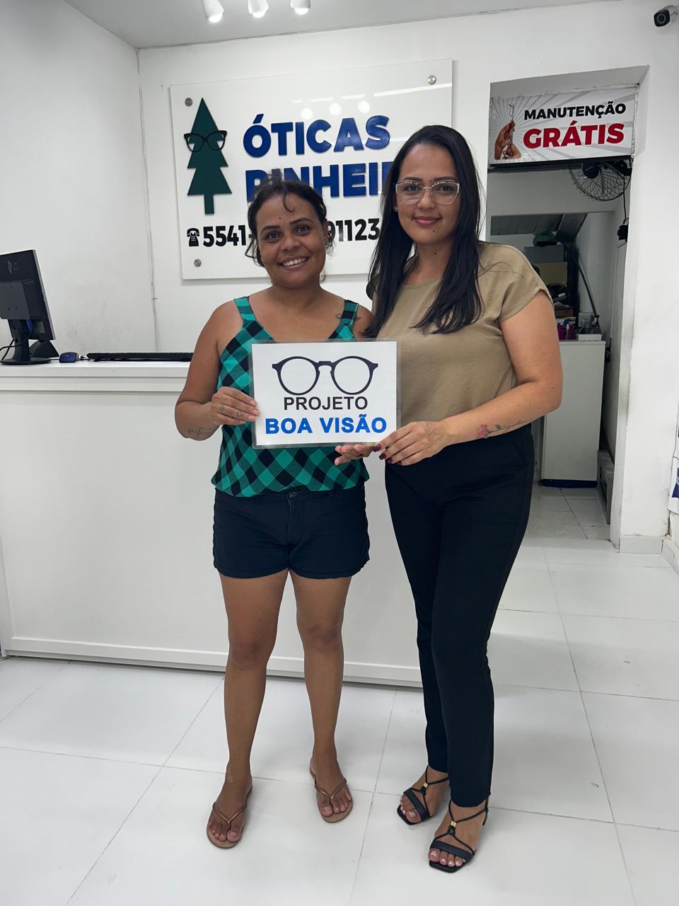 Cliente satisfeito da Boa Visão